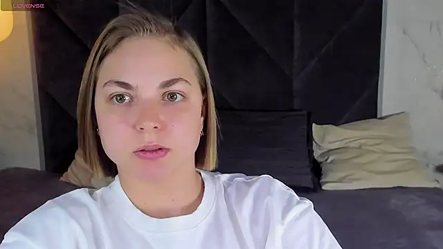 Snapshot of TataArdent chatting on 01/31/25, 08:22 TataArdent online show from 01/31/25, 08:22