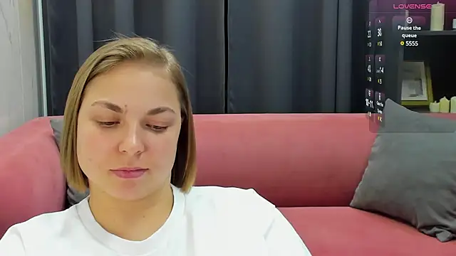 Snapshot of TataArdent chatting on 02/10/25, 11:34 TataArdent online show from 02/10/25, 11:34