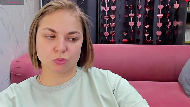 Snapshot of TataArdent chatting on 02/17/25, 08:04 TataArdent online show from 02/17/25, 08:04