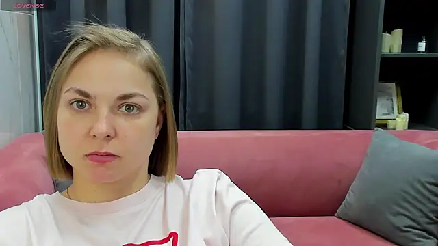 Snapshot of TataArdent chatting on 03/03/25, 08:11 TataArdent online show from 03/03/25, 08:11