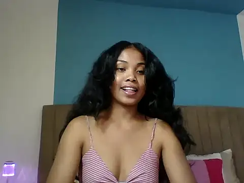 naya86 online show from 10/04/25, 10:46