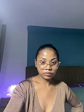 Snapshot of naya86 chatting on 05/23/26, 02:54 naya86 online show from 05/23/26, 02:54