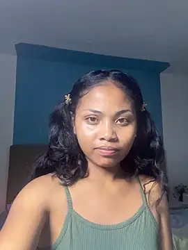 naya86 online show from 06/17/26, 03:02