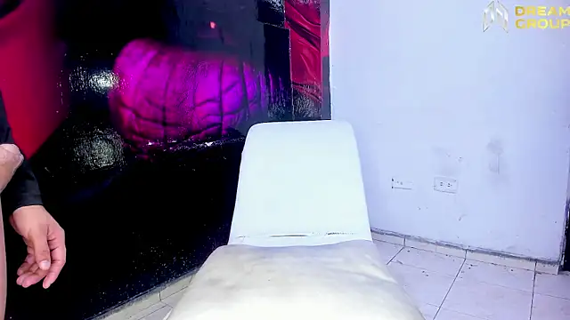 AmazingPartys online show from 10/14/25, 03:57