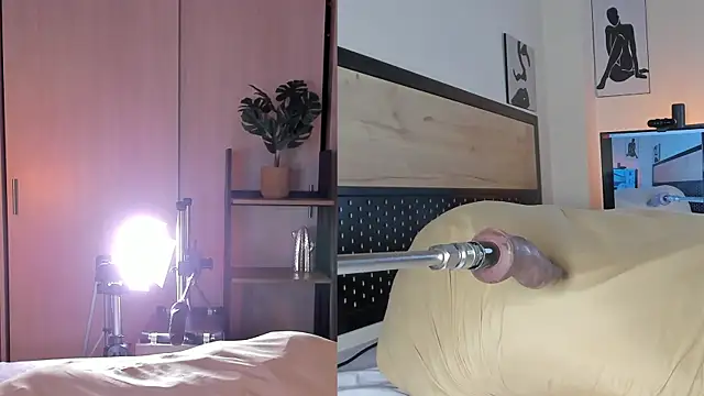 cinnamon afrodit online show from 02/03/25, 10:43