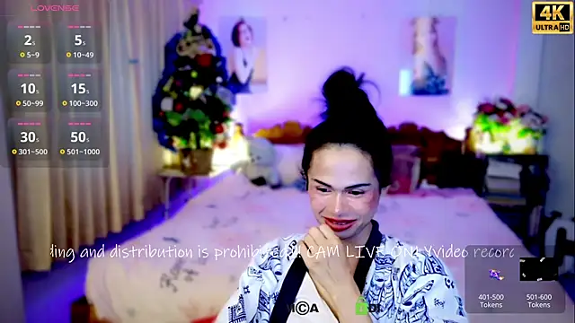 Snapshot of ribbinpink chatting on 02/25/25, 11:44 ribbinpink online show from 02/25/25, 11:44