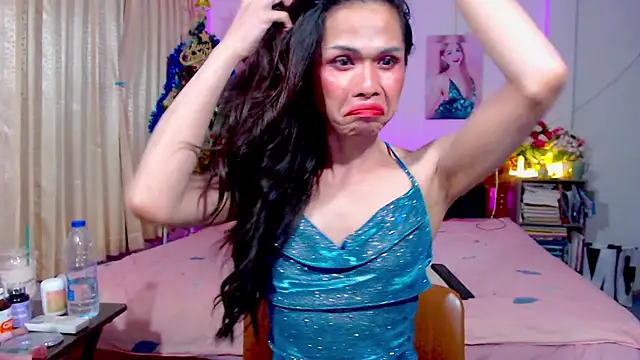 Snapshot of ribbinpink chatting on 03/08/25, 01:03 ribbinpink online show from 03/08/25, 01:03