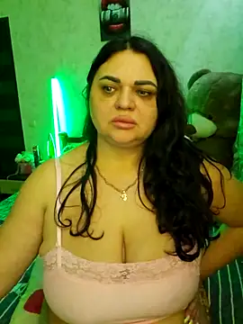 littleRikka online show from 04/03/26, 08:29