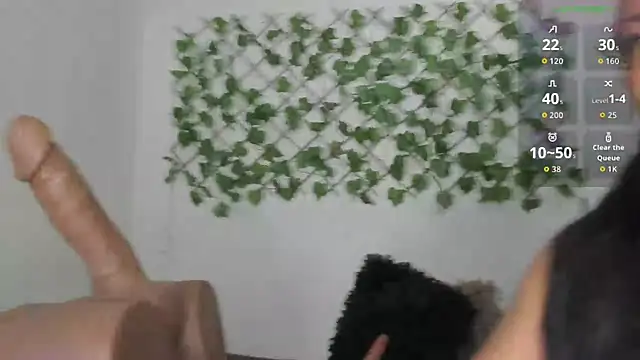 Snapshot of maribad chatting on 10/21/25, 05:24 maribad online show from 10/21/25, 05:24