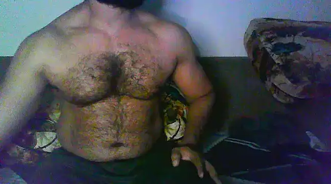 Snapshot of Vbestshow chatting on 03/10/25, 07:07 Vbestshow online show from 03/10/25, 07:07