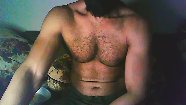 Snapshot of Vbestshow chatting on 09/10/25, 07:03 Vbestshow online show from 09/10/25, 07:03