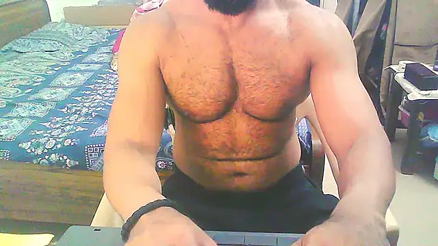 Snapshot of Vbestshow chatting on 11/03/25, 10:38 Vbestshow online show from 11/03/25, 10:38