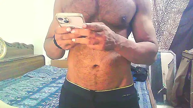 Snapshot of Vbestshow chatting on 11/03/25, 10:42 Vbestshow online show from 11/03/25, 10:42