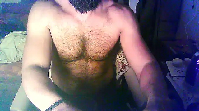 Snapshot of Vbestshow chatting on 01/06/26, 12:20 Vbestshow online show from 01/06/26, 12:20