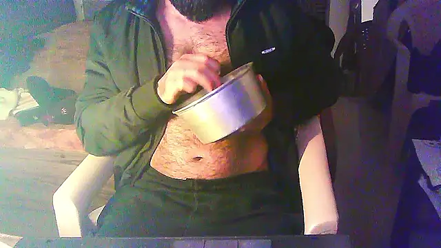 Snapshot of Vbestshow chatting on 01/13/26, 11:32 Vbestshow online show from 01/13/26, 11:32