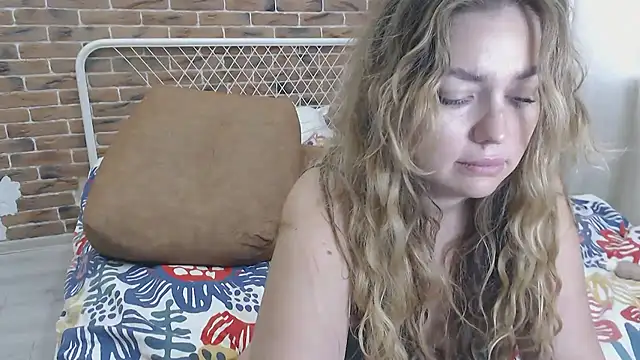 xxkristinaxx online show from 03/06/25, 10:41