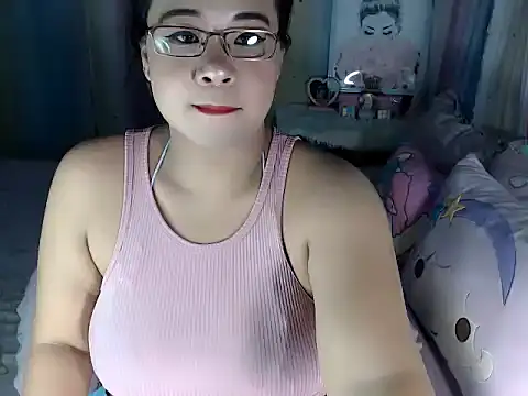 Snapshot of hersheykisses07 chatting on 02/22/26, 03:18 hersheykisses07 online show from 02/22/26, 03:18