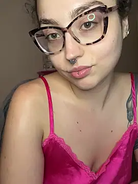 ladyturtle online show from 06/13/26, 05:22