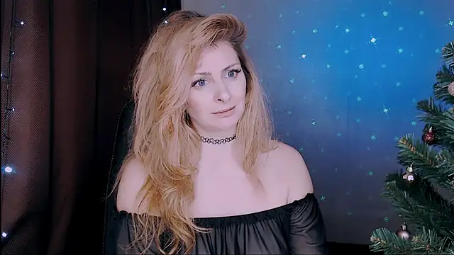 Snapshot of Eleonores chatting on 12/20/24, 08:38 Eleonores online show from 12/20/24, 08:38