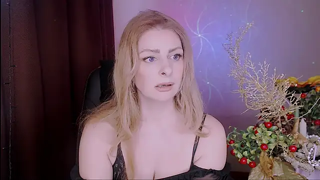 Snapshot of Eleonores chatting on 02/06/25, 08:18 Eleonores online show from 02/06/25, 08:18