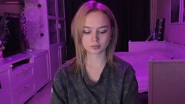 MaryDreaminess online show from 01/19/25, 08:41