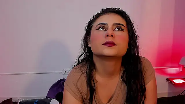 AbbyTaylorr online show from 11/13/25, 08:41