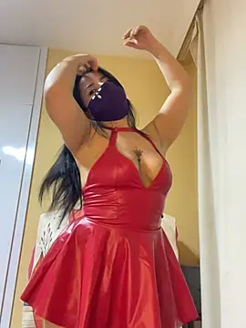 White-Petite online show from 02/28/26, 07:37