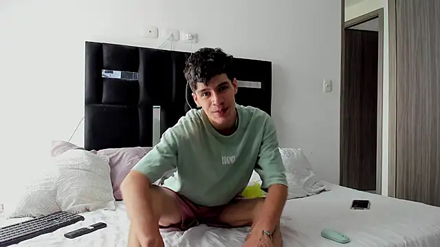 Dimitrixxx   online show from 01/20/25, 02:25