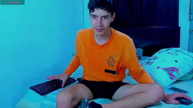 Dimitrixxx   online show from 06/24/26, 08:41