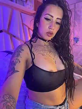Tattooed spittingdoll online show from 06/10/26, 11:31