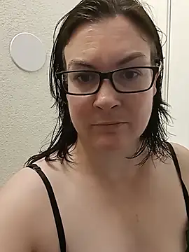 DesreRose online show from 08/06/26, 10:39