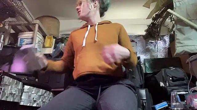 TheDaisyChaos online show from 05/17/26, 03:41