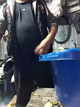 Snapshot of sarpe4 chatting on 10/09/25, 03:32 sarpe4 online show from 10/09/25, 03:32