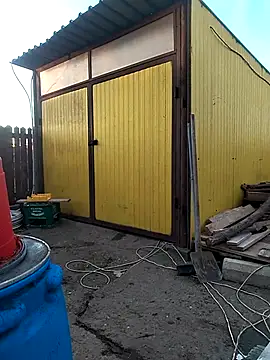 Snapshot of sarpe4 chatting on 12/14/25, 06:08 sarpe4 online show from 12/14/25, 06:08