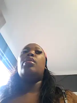 Snapshot of SWEETDOLLY29XX chatting on 12/30/24, 01:25 SWEETDOLLY29XX online show from 12/30/24, 01:25