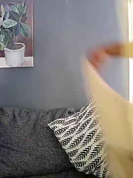 Snapshot of SWEETDOLLY29XX chatting on 02/08/25, 07:48 SWEETDOLLY29XX online show from 02/08/25, 07:48