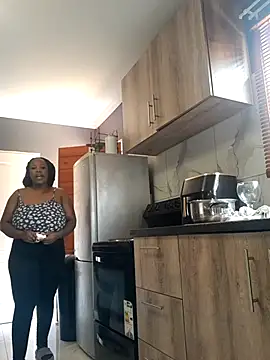 Snapshot of SWEETDOLLY29XX chatting on 03/21/25, 07:55 SWEETDOLLY29XX online show from 03/21/25, 07:55