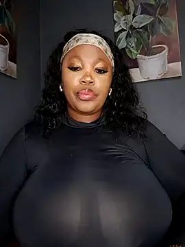 Snapshot of SWEETDOLLY29XX chatting on 10/02/25, 04:08 SWEETDOLLY29XX online show from 10/02/25, 04:08