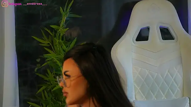 Snapshot of perfectt33n chatting on 12/28/24, 09:42 perfectt33n online show from 12/28/24, 09:42