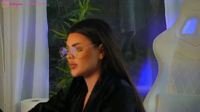 Snapshot of perfectt33n chatting on 01/21/25, 09:57 perfectt33n online show from 01/21/25, 09:57