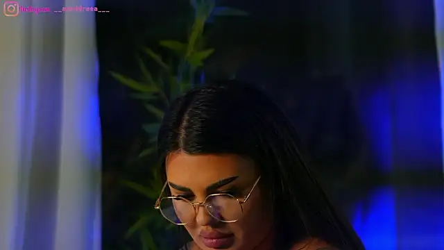 Snapshot of perfectt33n chatting on 01/25/25, 12:37 perfectt33n online show from 01/25/25, 12:37