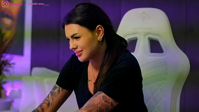 Snapshot of perfectt33n chatting on 11/26/25, 04:08 perfectt33n online show from 11/26/25, 04:08