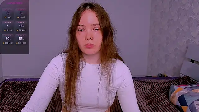 Janie JJ Curvie online show from 04/19/26, 02:22