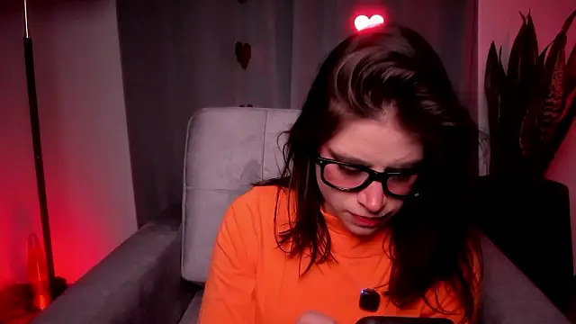 HazelKush online show from 02/10/26, 10:58