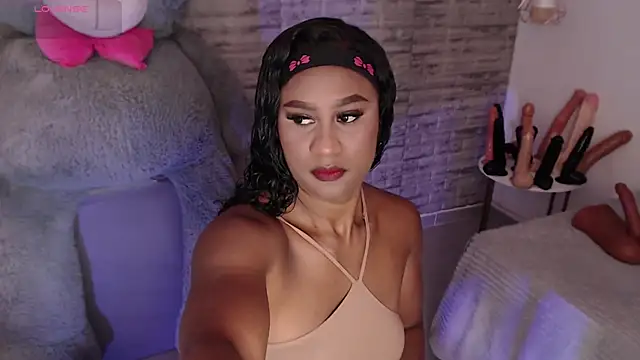 TinnaCobb online show from 03/27/26, 04:07