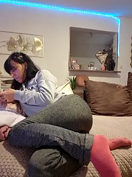 misscectito13 online show from 03/21/25, 01:45