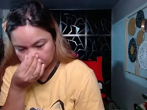 ambersmile online show from 09/22/25, 10:23