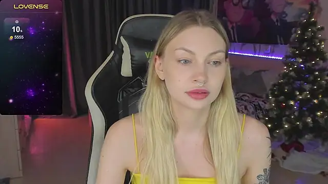 BiMolly online show from 02/27/25, 10:42