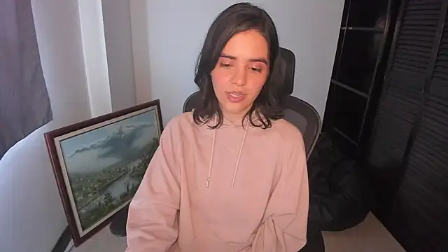 mia collins x online show from 10/01/25, 06:58