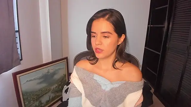 mia collins x online show from 10/08/25, 06:05